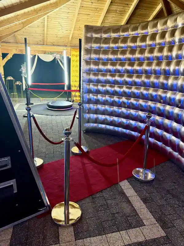 FotoLustro rozłożone na imprezie